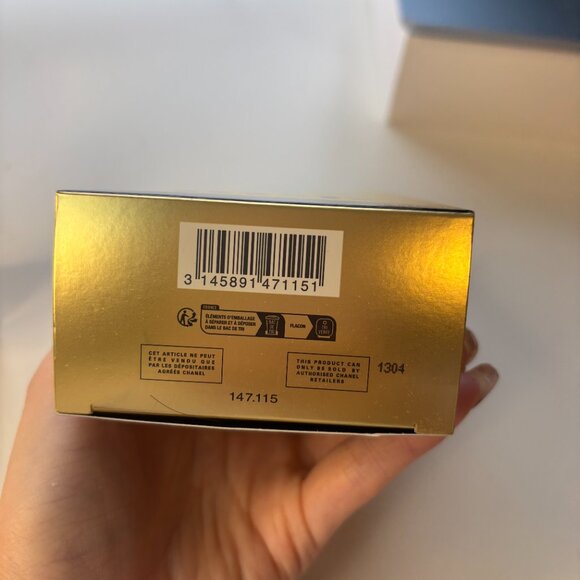 SUBLIMAGE L'ESSENCE DE TEINT, colour bd01 - Picture 5 of 7